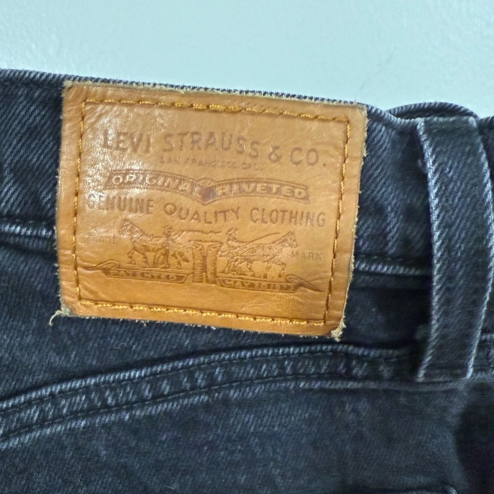 💙Levi's Ribcage Shorts - Picture 6 of 6